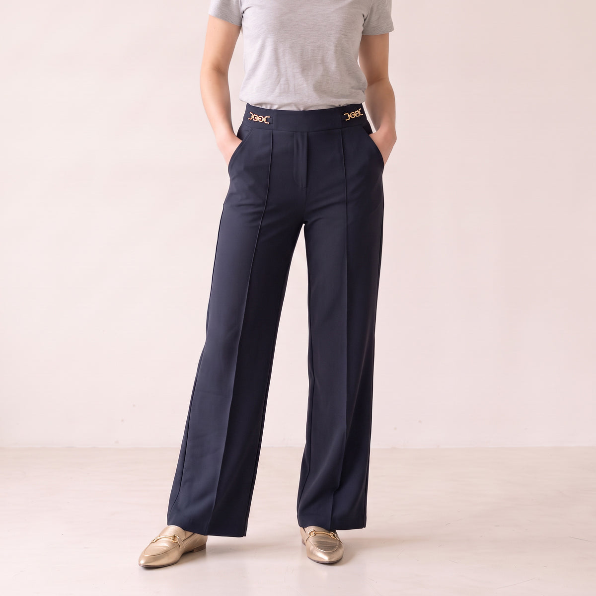 Women's Beige & Blue Tailored Buckle Pants - Relaxed Fit